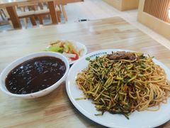 -格格家兰州纯汤牛肉面