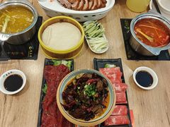 -龙聚德北京烤鸭(沙坪坝华宇A馆店)
