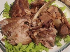 -人民公社铁锅炖·东北菜(卫国道店)