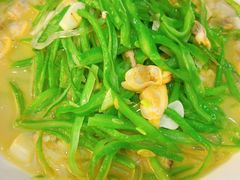 芸豆丝炖蚬肉-日月昇渔家菜·海肠捞饭·大连海鲜(星海公园店)