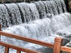 -梅岭月亮湾山体公园