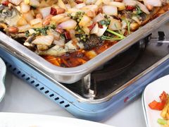-丹水桥地锅鱼·翘嘴鲌·地方特色全鱼宴(丹江口大坝店)