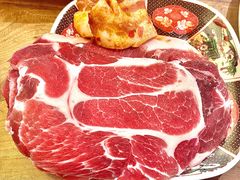 -汉江山料理级自助烤肉黑金冠(周口好吃城店)