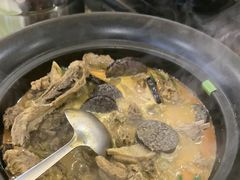 -老唐三下锅 ·张家界地标美食(溪布街店)