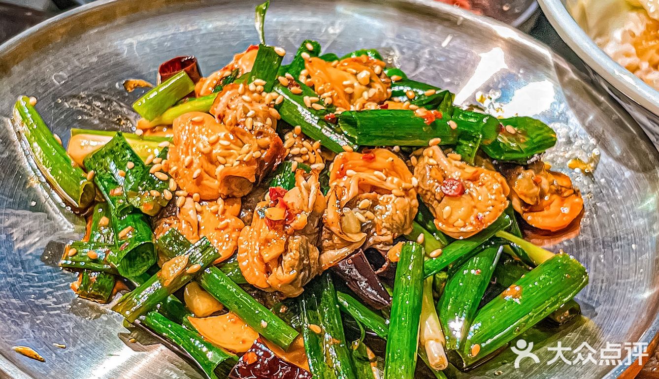 沈阳美食|胡同里烤肉店🆘老式泥炉烟熏味十足‼️