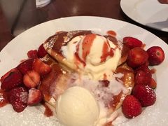 -Pancakes on the rocks(Darling Harbour)