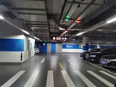 -丁香国际商业中心-停车场