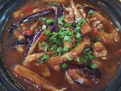 -东方之猪四更烤乳猪(金垦总店)