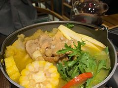 黄耳牛蒡素鸡汤物-十二舍·湯物素煮(江泰潤政店)