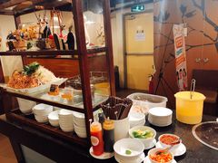 -Hoang Yen Vietnamese Cuisine