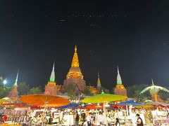 -东南亚风情赶摆街夜市