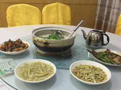 -天乐农家鱼头王(天目湖店)