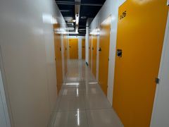 -安东易迷你自助仓储寄存仓库(草桥店)