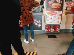 -麦当劳(湖光北街店)