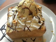 蜂蜜冰激凌吐司-VESH COFFEE(定西路店)