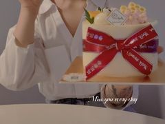 -花花卷卷·鲜食蛋糕(静安久光百货店)