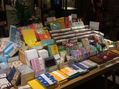 -猫的天空之城概念书店(苏州诚品店)