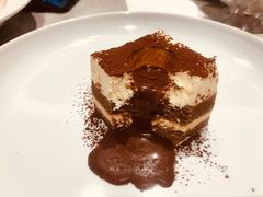 -必胜客(东大桥店)