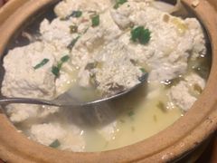 -魏铭鱼头捞饭(晋阳路店)