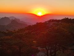 -黄山光明顶山庄