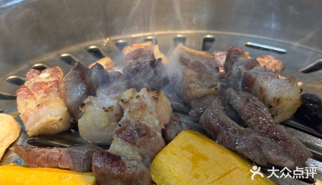 超正宗的韩式料理店，烤青花鱼超好吃‼️爱惨了