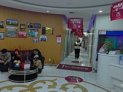 -雅悦齿科(顾村公园店)