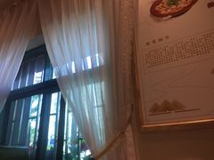 -丹江口渔村·湘味厨房(桃园店)
