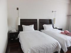 单人床-稻香湖景酒店