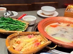 -阿婆情腊排骨火锅·野生菌季(古城旗舰店)