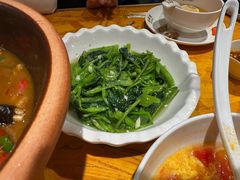 -琥珀老六龙虾(四里河店)