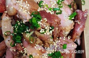 Crispy Salted Pork Trotter