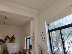 靠窗位-边渡咖啡烘焙店(昙华林店)