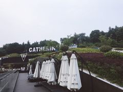 -UNI UNI(环亚凯瑟琳店)