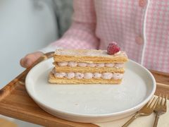 香草覆盆子拿破仑千层-In Cafe隐食研室