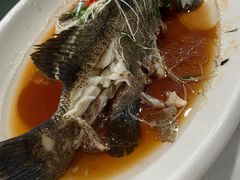 -南宁世纪君悦大酒店(青秀万达滨湖路地铁站店)