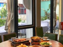 -娜仁图雅蒙古美食村(33小镇店)