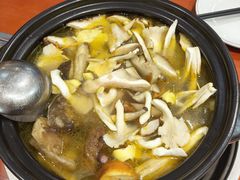 -菌之家·专业纯野生菌火锅·特色炒菌