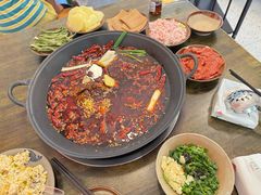 -黄潇洒老火锅(九眼桥宏济巷店)