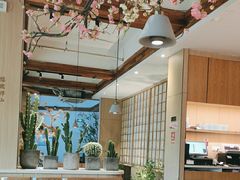 -蜜桃餐厅·伴山(湖滨商业街店)