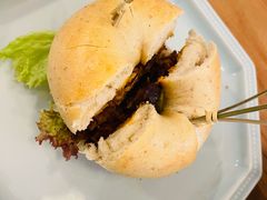 -春树下·树屋花房西餐厅(罍街AS1980店)