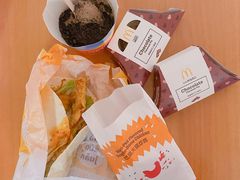 黑黑好巧三角派-麦当劳(中山大道中店)