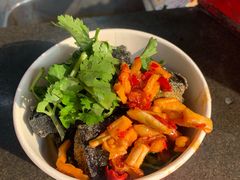 -黑色经典臭豆腐·湖南特产(坡子街店)