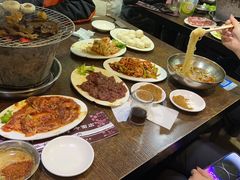 -韩风烤牛肉冷面店