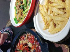 -万重锦·人文川菜馆(骡马市店)