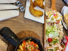 -必胜客(上海新南方商城PH店)
