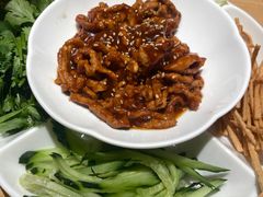 -关东小磨东北菜(上海长风大悦城店)
