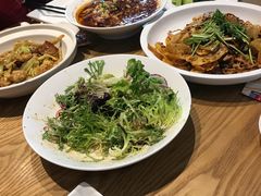 -峨嵋小镇·川菜(勒泰中心店)
