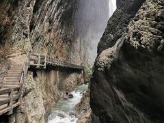 -龙水峡地缝景区