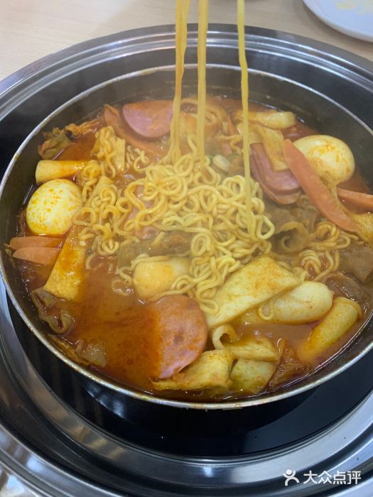 三清洞摩西韩式年糕火锅(威高广场店)图片