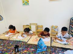 -爱乐梵国际儿童教育中心(古美店)